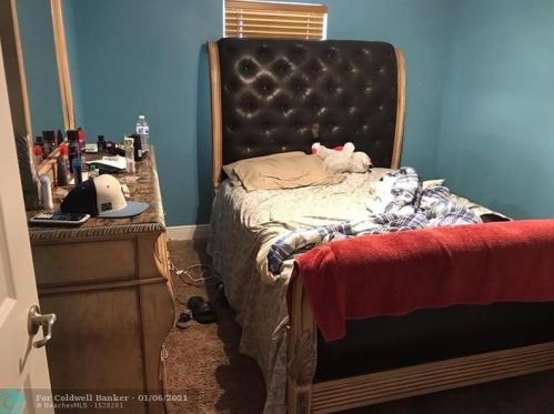 570 Ryder Rd, Fort Pierce FL 34953-6003 exterior