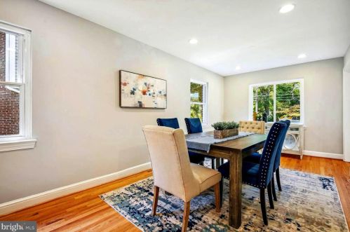 7413 Wildwood Dr, Silver Spring MD 20912-7441 exterior