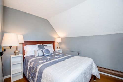 1151 Charlton St, Saint Paul MN 55118-2119 exterior