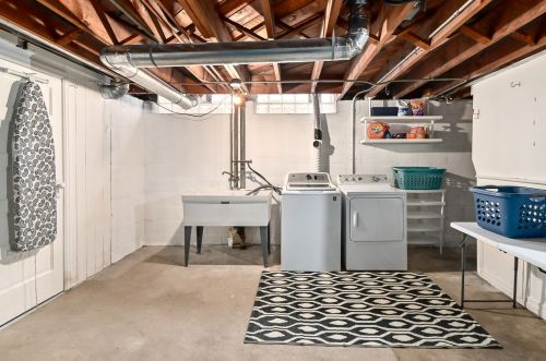 2434 85, Milwaukee WI 53226-1912 exterior