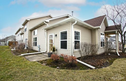 1501 Candlestick Way, Waukegan IL 60085-8648 exterior