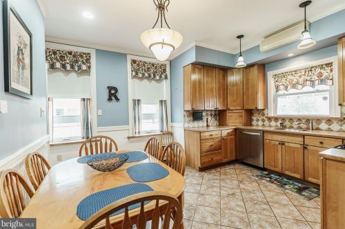 1601 2nd St, Philadelphia PA 19133-0033 exterior