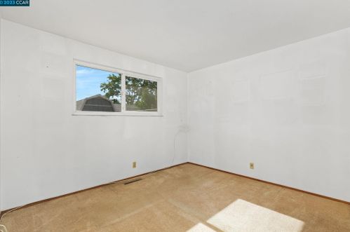 3948 Majestic Dr, Concord CA  94519-1214 exterior