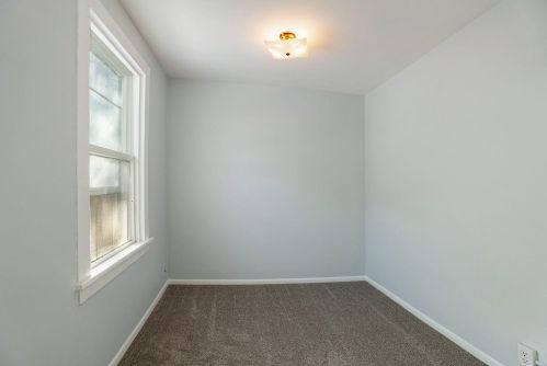 202 Leonard St, Grand Rapids MI 49503-0010 exterior