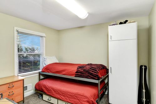 563 Constitution Dr, Jackson Twp NJ 08527-4331 exterior