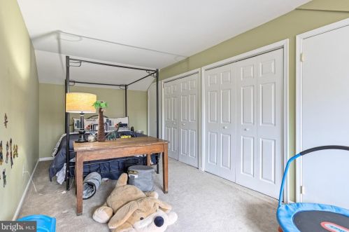 218 Northbrook Dr, Media PA 19063-5124 exterior