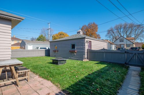 3050 89, Milwaukee WI 53222-3606 exterior