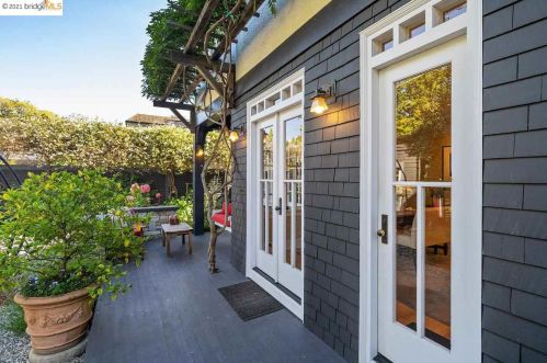 2731 Claremont Blvd, Berkeley CA 94705-1321 exterior