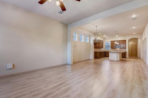 3013 Bans Crown Blvd, Frisco TX 75056-5850 exterior