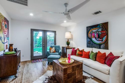 10425 Clary Dr, Dallas TX  75218-1110 exterior