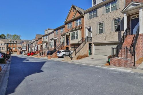 2769 Durham Dr, Atlanta, GA 30319-3673