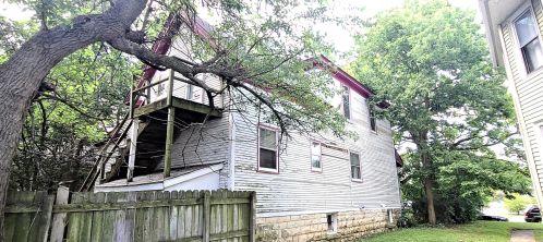 414 Nicholson St, Joliet IL 60435-6111 exterior