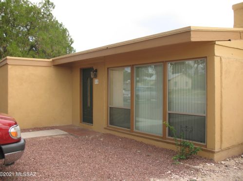 510 Seneca St, Tucson AZ  85705-8971 exterior