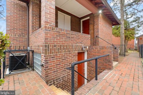 450 Longfellow St, Washington DC  20011-6508 exterior