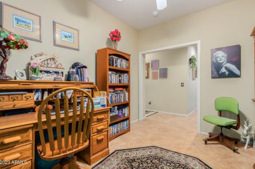 2036 Riviera Dr, Chandler AZ 85249-4867 exterior