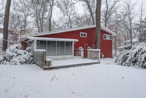 7625 Julie Dr, Kalamazoo MI  49024-4915 exterior