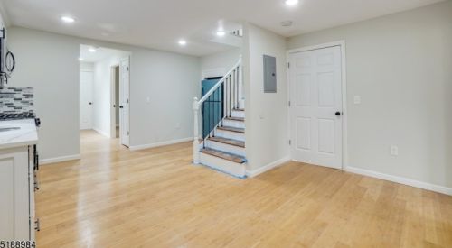 129 Brookside Ave, Irvington NJ  07111-3355 exterior