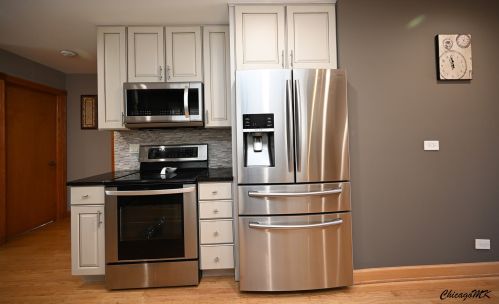 3807 Odell Ave, Chicago IL 60634-3404 exterior