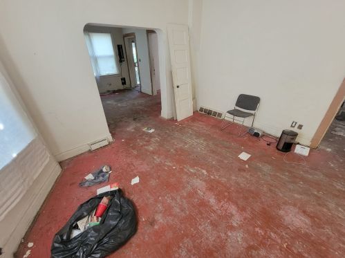 1560 93 St, Chicago IL 60617-3607 exterior