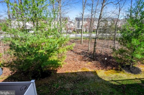 7417 Macon Dr, Glen Burnie MD 21060-8387 exterior