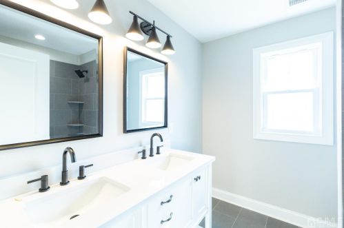 20 Linden Ave, Edison NJ 08817-3208 exterior