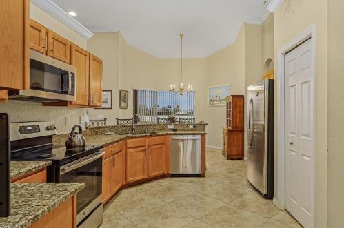 18054 Royal Hammock Blvd, Naples FL 34114-8943 exterior