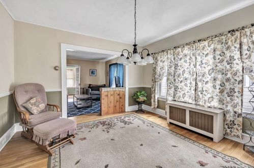 4 Couch St, Norwalk CT 06854-2652 exterior