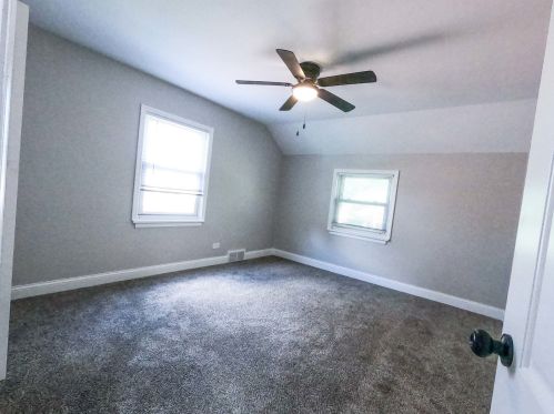 14422 Wallace Ave, Chicago IL 60827-2640 exterior