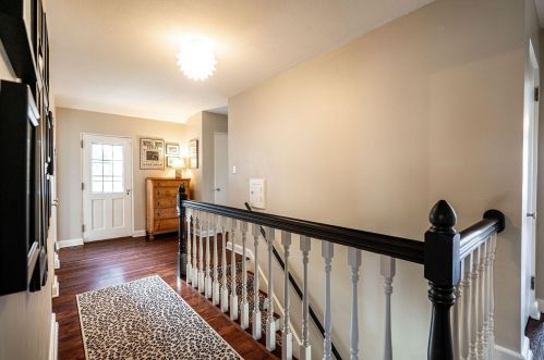 7425 Grand Pkwy, Milwaukee WI 53213-3566 exterior