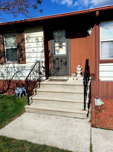 585 Huntsbridge Rd, Matteson IL 60443-2126 exterior