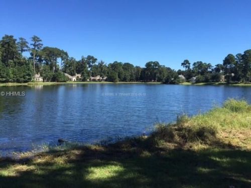 64 Lexington Dr, Bluffton, SC 29910-4818