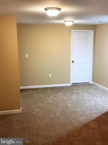 6624 18th St, Philadelphia PA  19126-2617 exterior