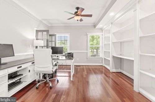 7327 Coventry Dr, Middletown MD 21769-6636 exterior