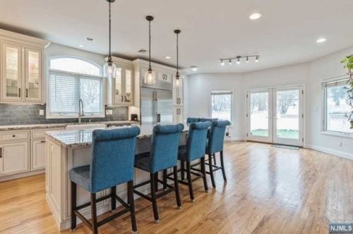 357 Prospect St, Nutley NJ 07110-3127 exterior