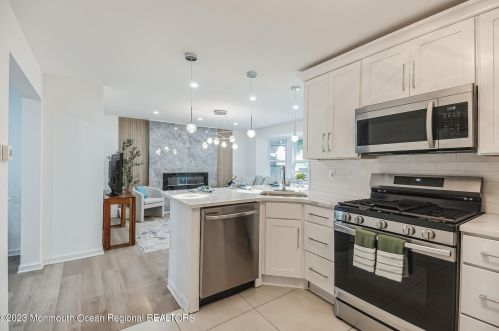 7136 Githens Ave, Camden NJ 08109-3160 exterior