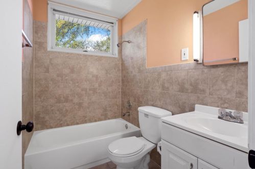 22 Crabapple Ct, Saint Louis MO 63132-3416 exterior