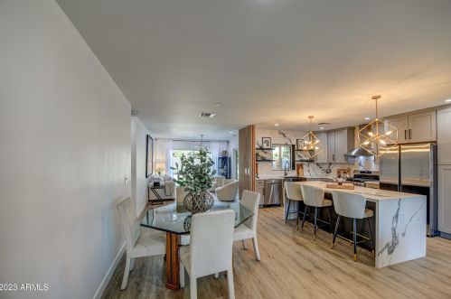 4043 44th Pl, Phoenix AZ  85018-5401 exterior