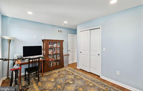 728 Daly St, Philadelphia PA 19148-3306 exterior