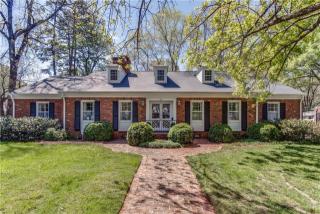 301 Kimberly Dr, Greensboro NC  27408-5017 exterior