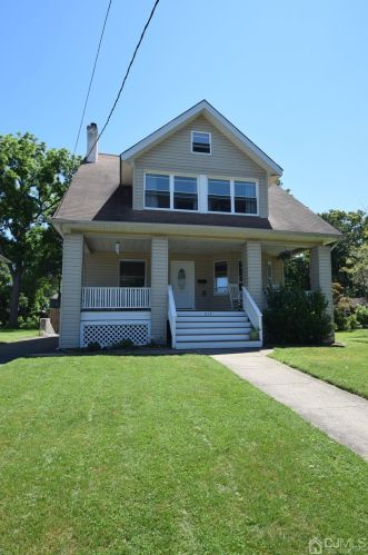 317 Prospect Ave, Green Brook, NJ 08812-1527