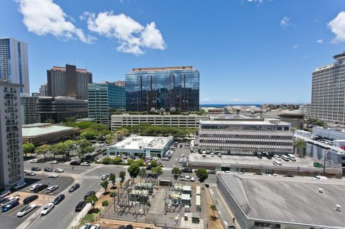 750 Amana St, Honolulu HI 96814-5025 exterior