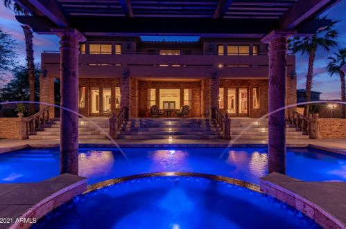 25401 45th Dr, Phoenix AZ  85083-2243 exterior