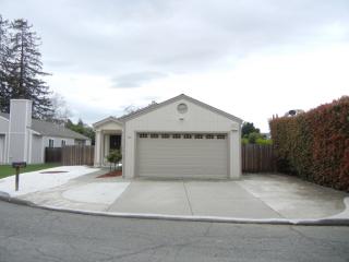904 Bancroft Rd, Concord CA  94518-3912 exterior
