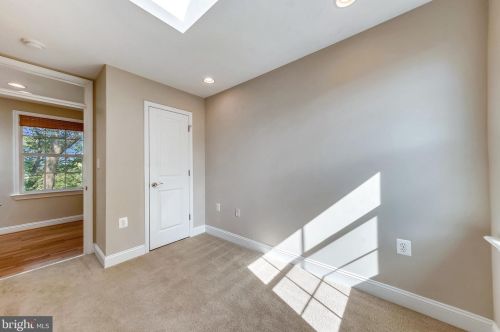 1400 25th St, Washington DC 20020-5307 exterior