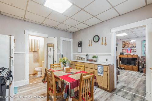 168 1st St, Perth Amboy NJ 08861-4652 exterior