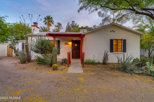 221 Calle De Jardin, Tucson AZ  85711-3406 exterior