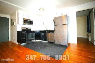 56 Monitor St, Brooklyn NY  11222-5107 exterior