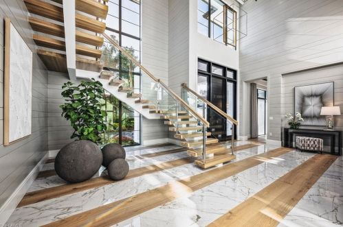 691 Annemore Ln, Naples FL 34108-7520 exterior