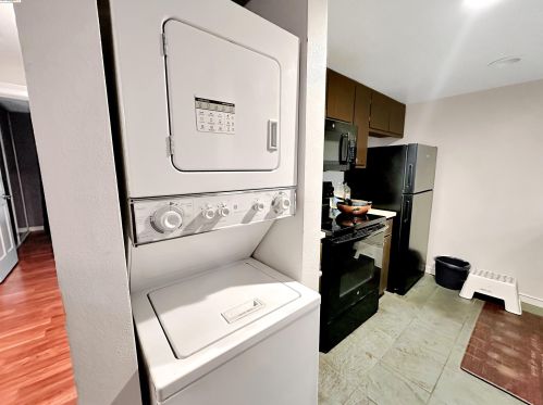 5519 Roundtree Dr, Concord CA 94521-7982 exterior