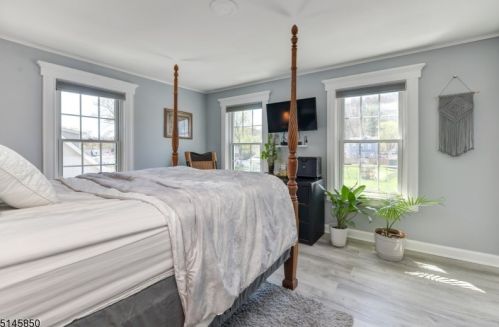 18 Hamilton St, Bloomingdale NJ 07403-1731 exterior